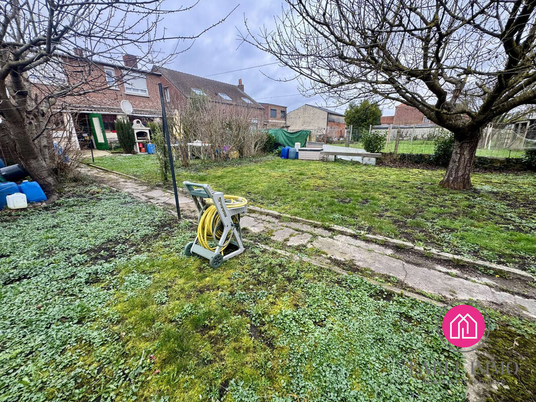 Maison à MONTIGNY-EN-OSTREVENT
