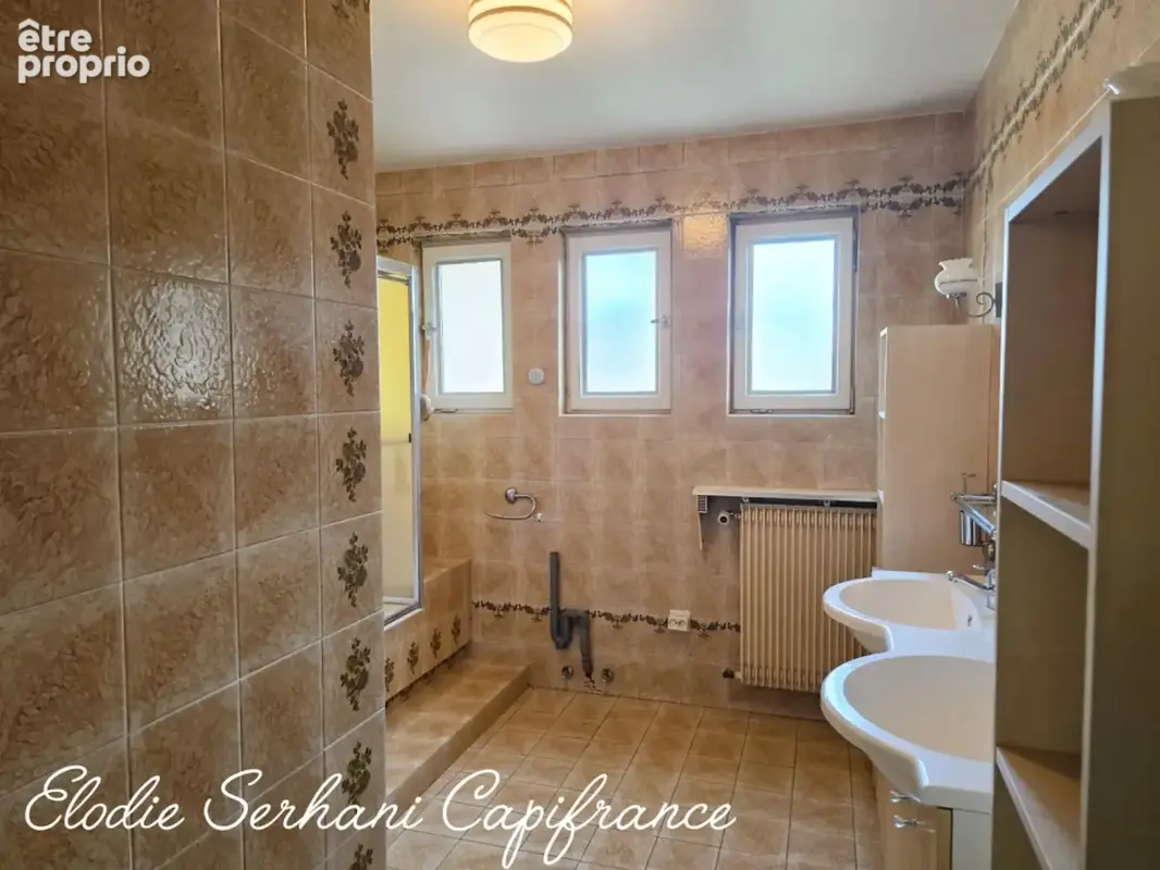 En Exclusivité, maison familiale T9 de 235m2 habitable à Montbéliard - photo 10