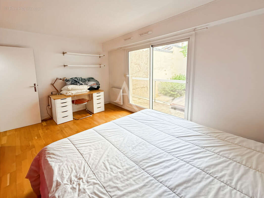 Appartement à PARIS-12E