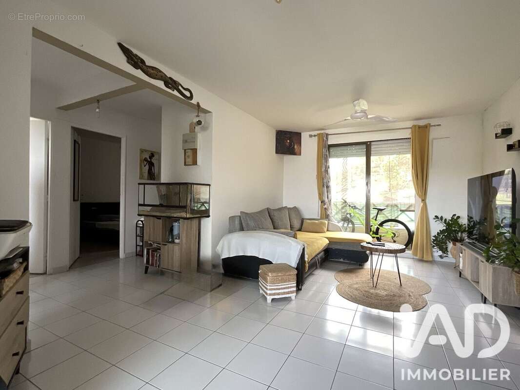 Appartement 61 m² à Fort-De-France  - photo 2