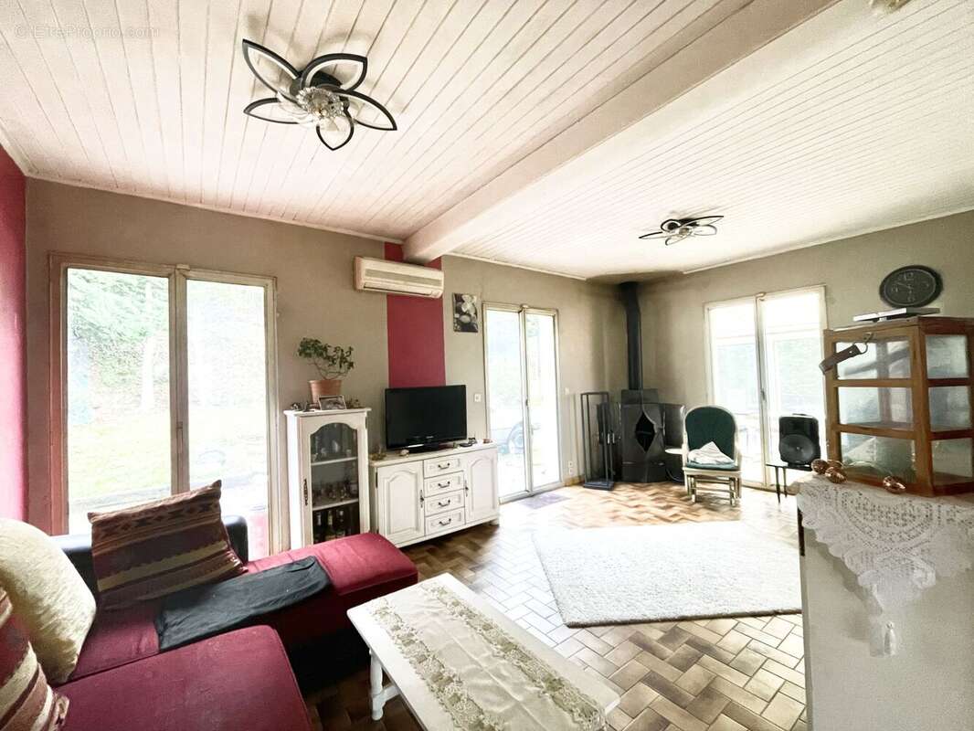 Maison à FONTENAY-SUR-LOING