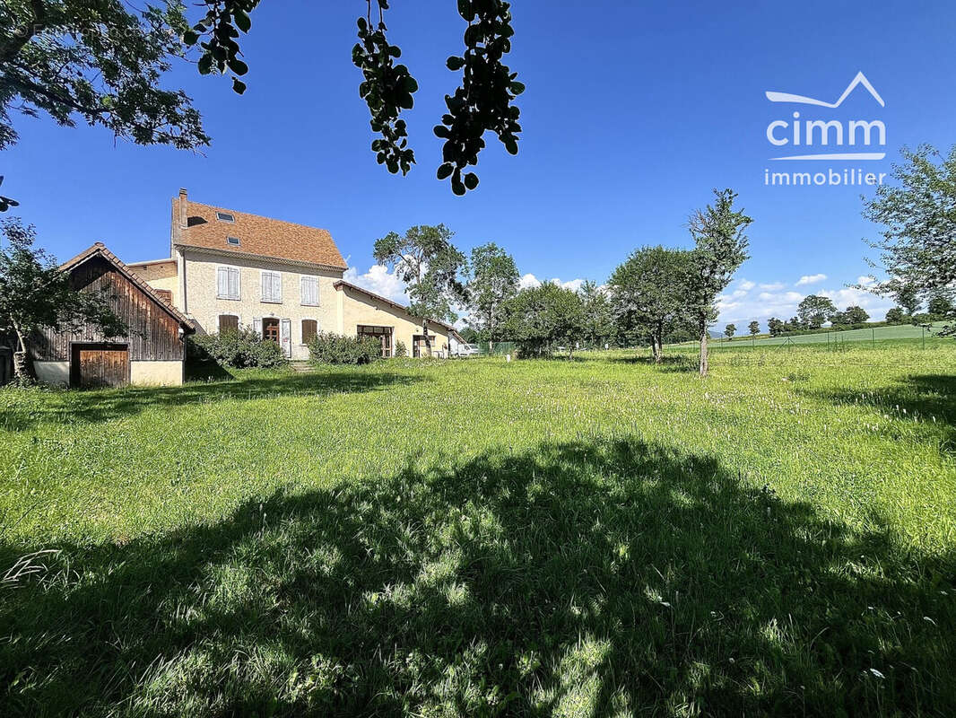 Maison 422 m² à Cornillon-En-Trieves  - photo 2