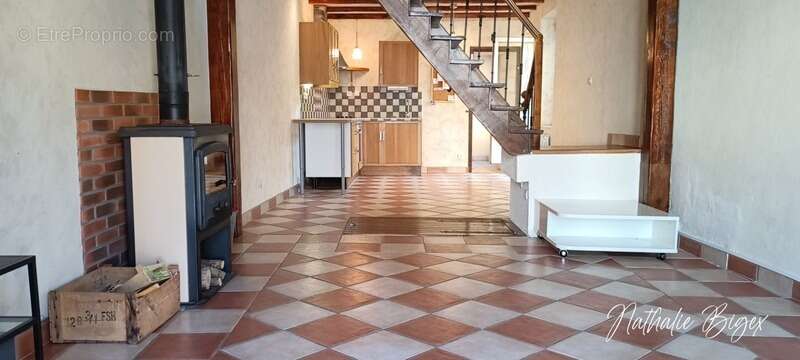 Maison à LE GRAND-SERRE