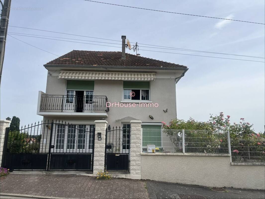 Maison à BELLERIVE-SUR-ALLIER