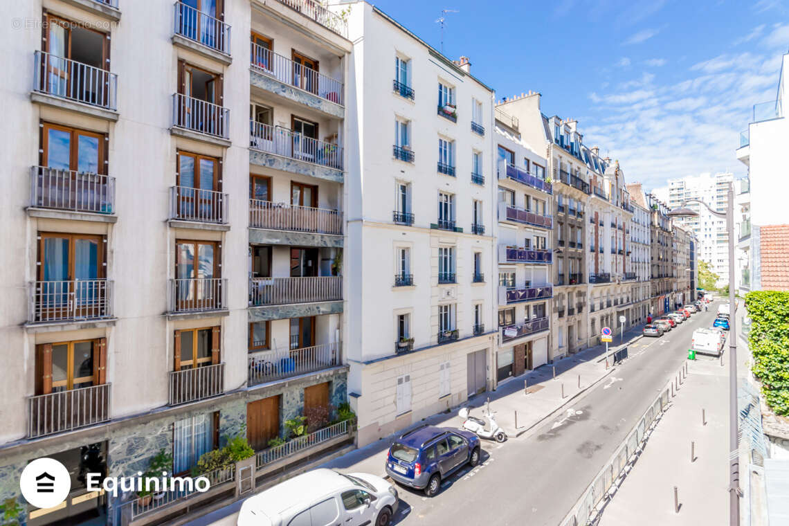 Appartement à PARIS-14E