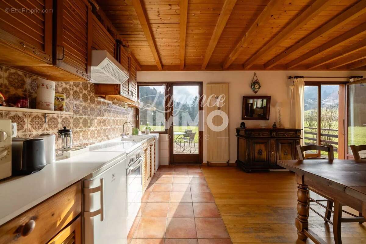 Maison à SAINT-JORIOZ