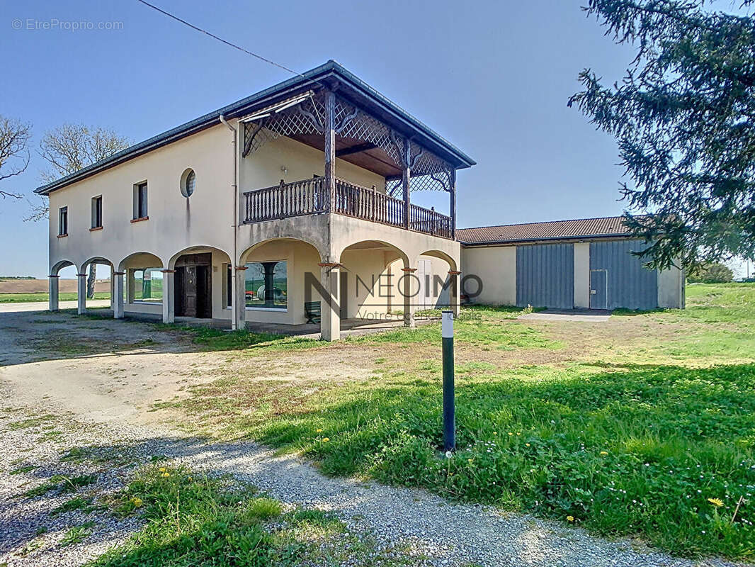 Maison à DOMBASLE-EN-XAINTOIS