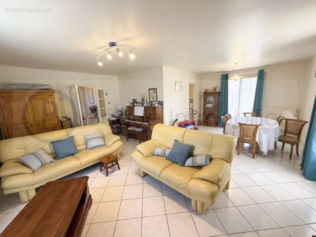 Maison à BRAX