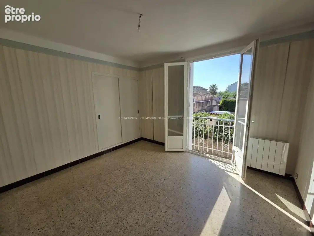 Appartement 4 pièces 70 m² à vendre à Saint-Paul-Trois-Chateaux (26130) - photo 4