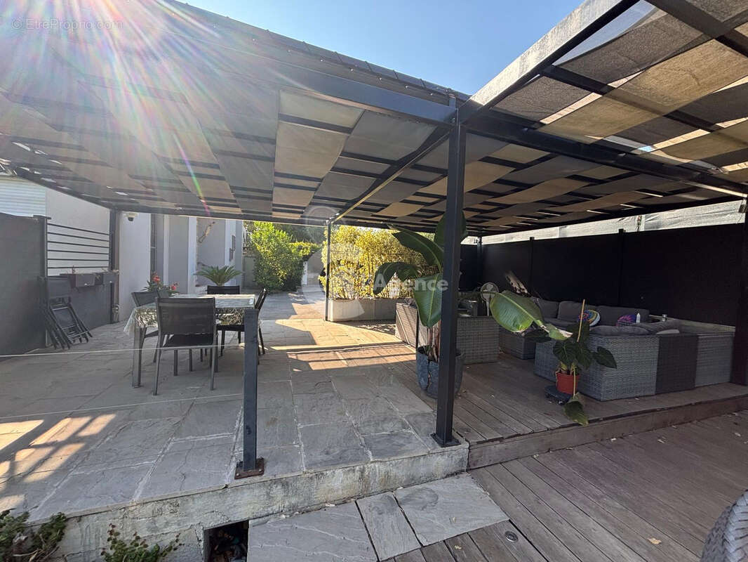 Superbe villa appartement de 110 m2 avec piscine privée et jardin - photo 16