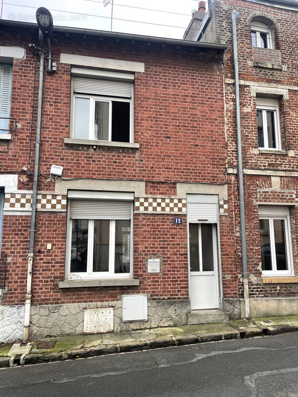 Maison à SAINT-QUENTIN