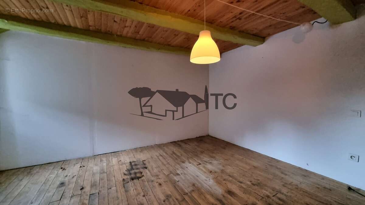 Maison à MONTSELGUES