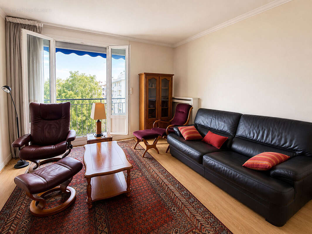 Appartement à ROSNY-SOUS-BOIS