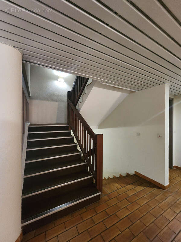 Studio renove avec cave - photo 13