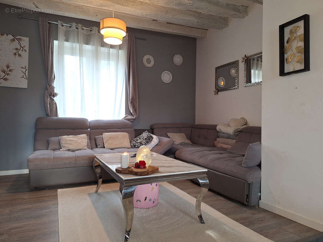 Maison à MARLES-EN-BRIE