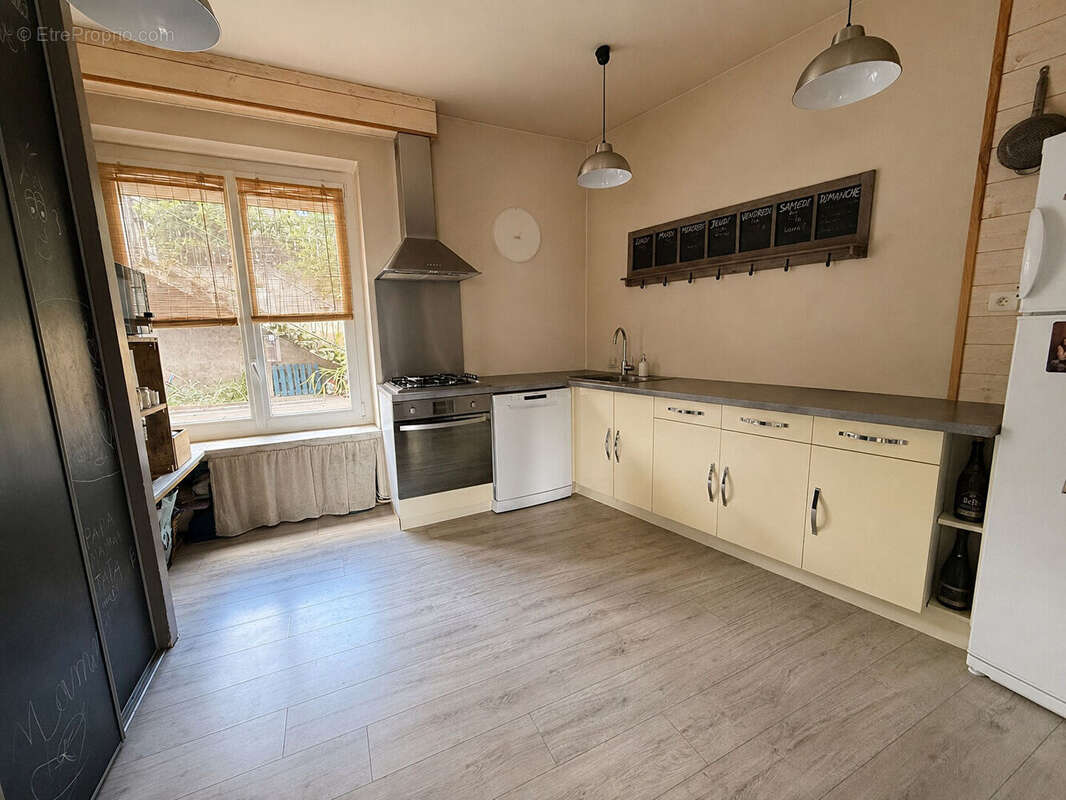Maison Ambierle 6 pièce(s) 122 m2 - photo 3