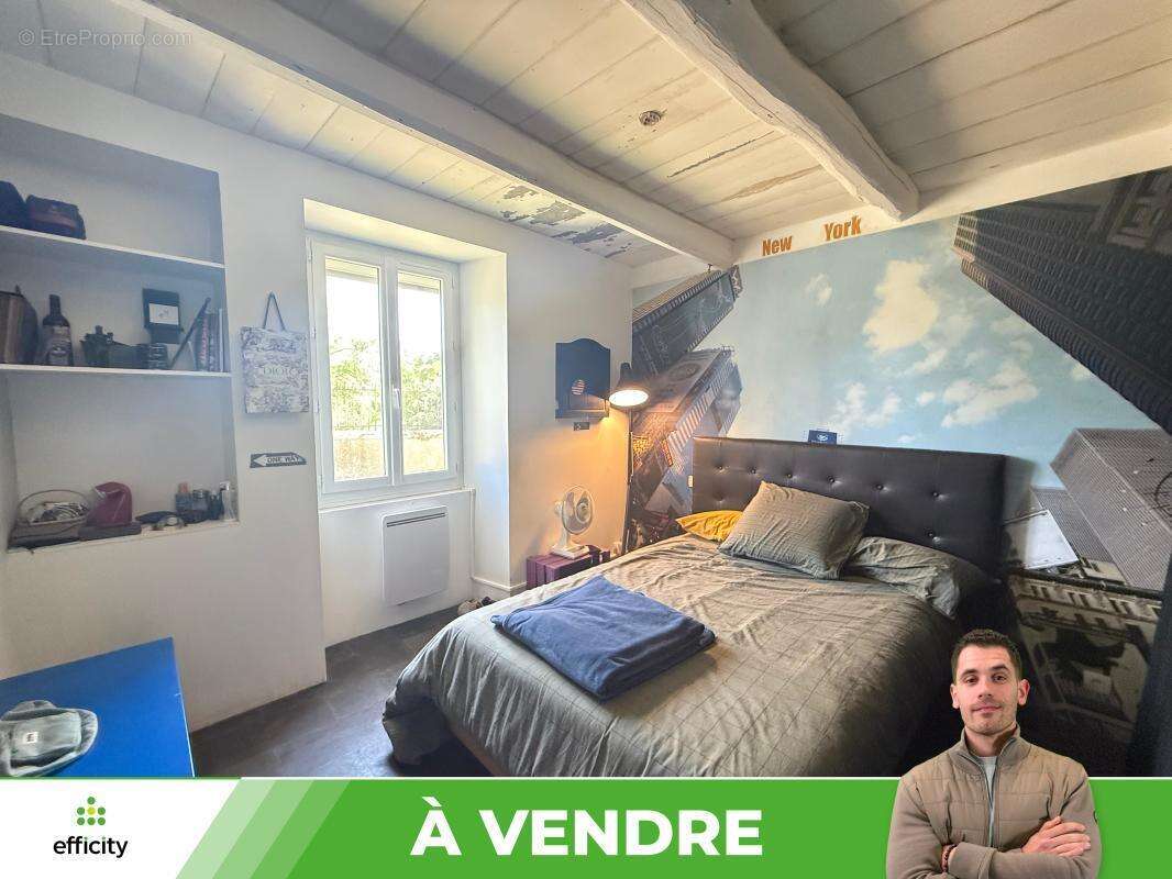 Maison à GENOUILLE