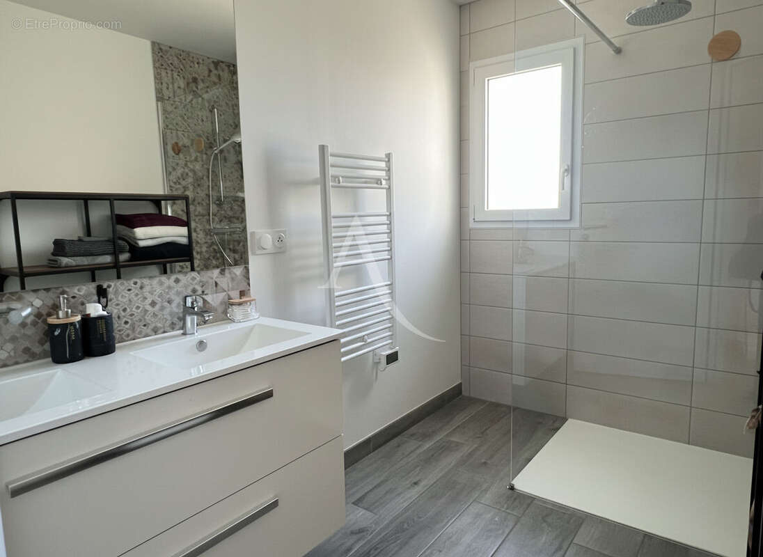 Maison à SAINT-GERVAIS