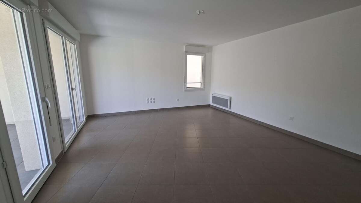 Appartement à MORIERES-LES-AVIGNON