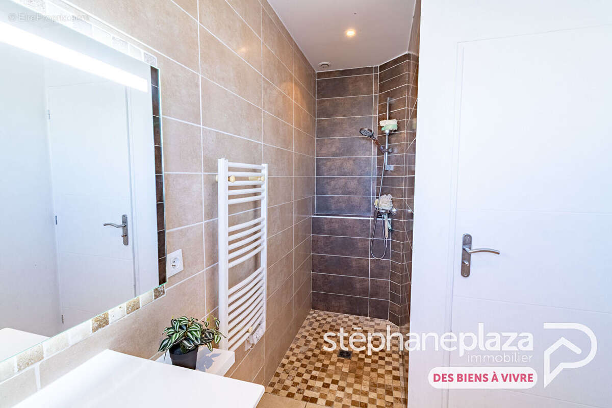 Maison à Bourg en Bresse 101 m² - 4 chambres - photo 7