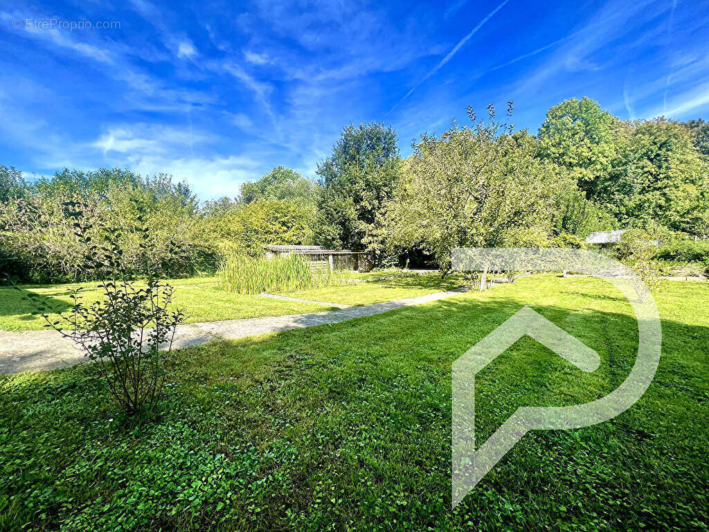 Maison à CREPY-EN-VALOIS