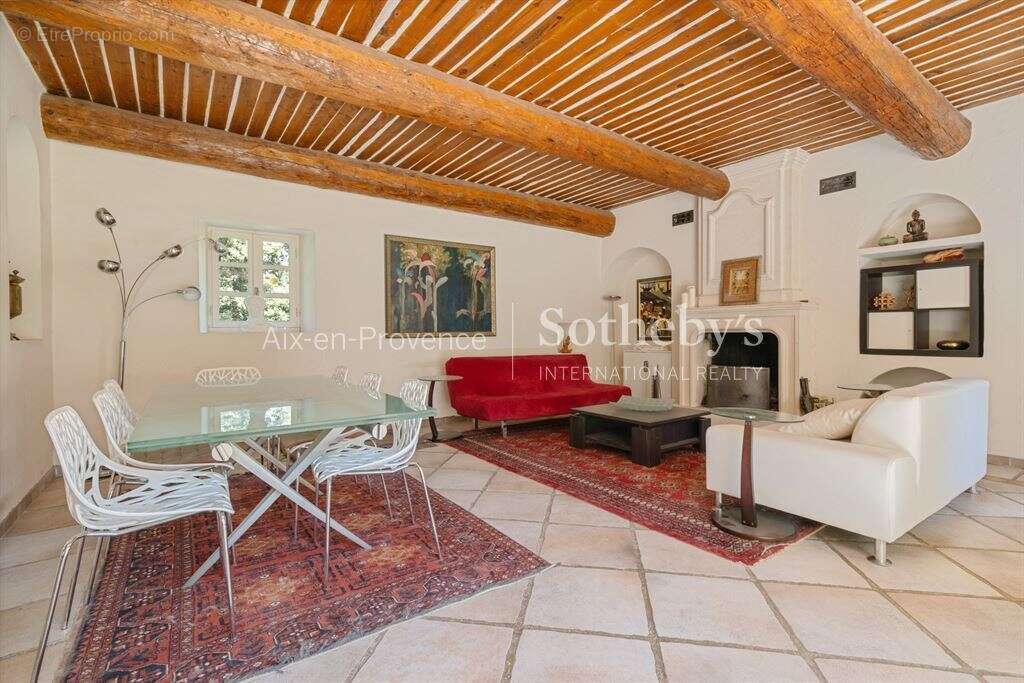 Maison à AIX-EN-PROVENCE