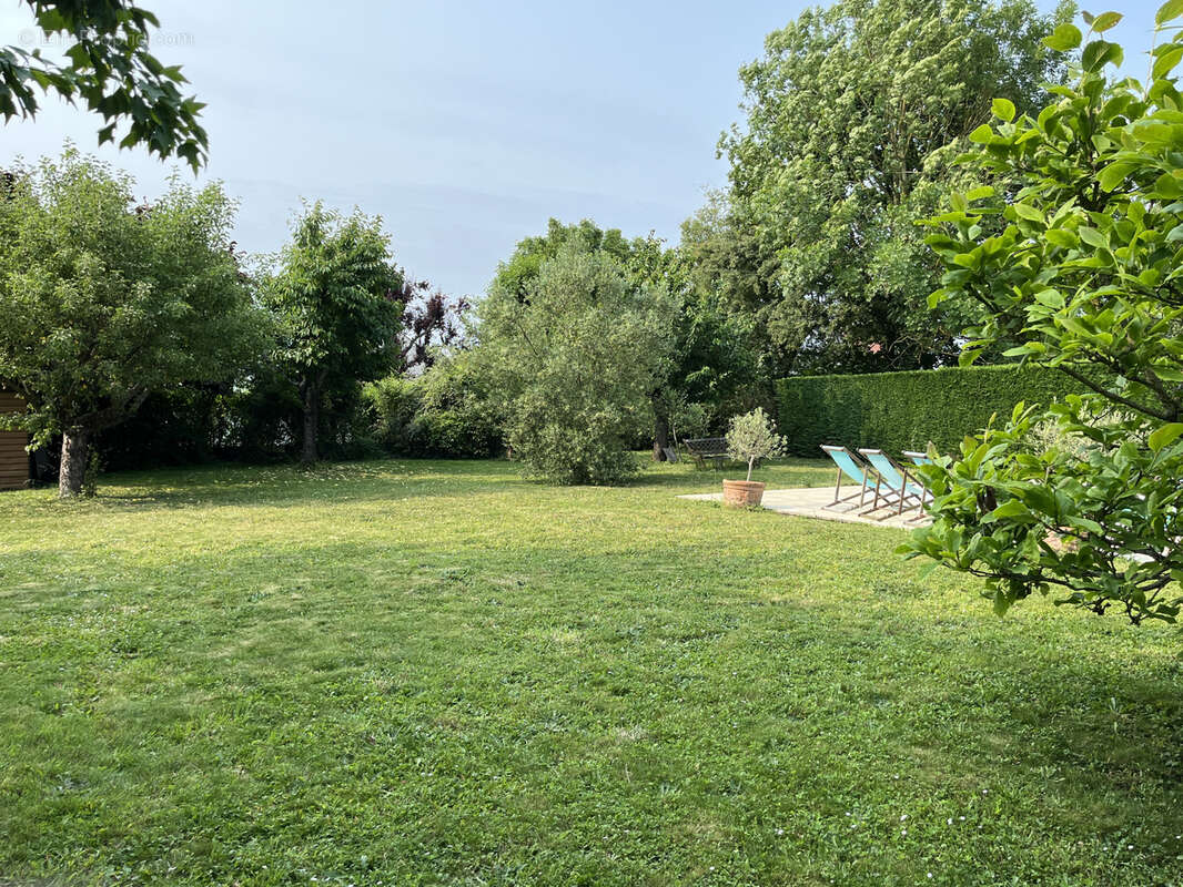 Maison à FONTAINEBLEAU
