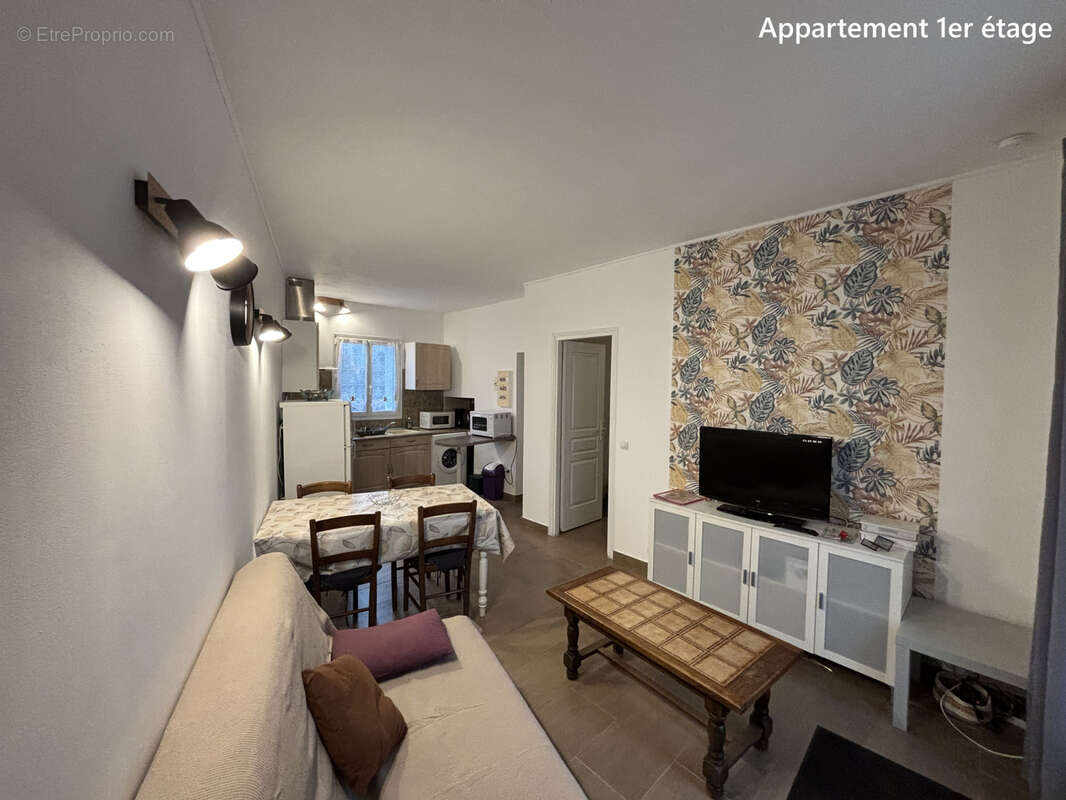 Appartement à LAMALOU-LES-BAINS
