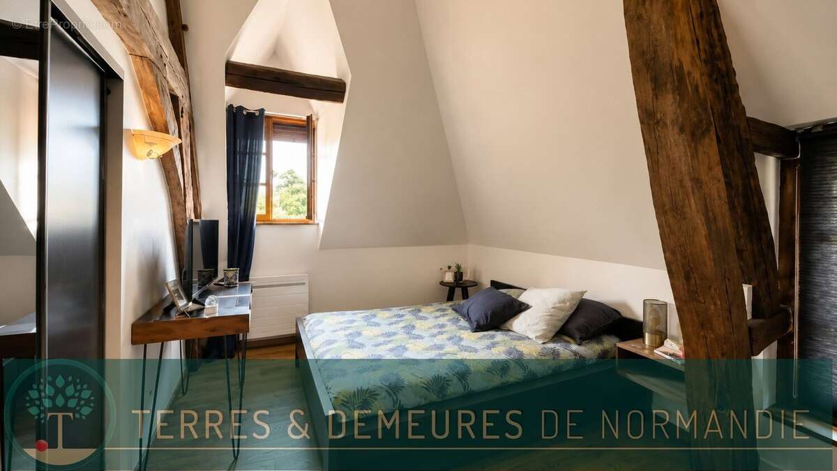 Maison à BURES-EN-BRAY