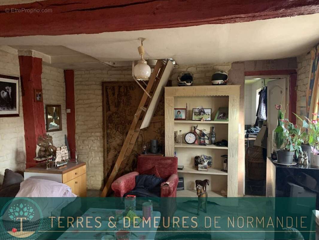 Maison à BEAUMESNIL