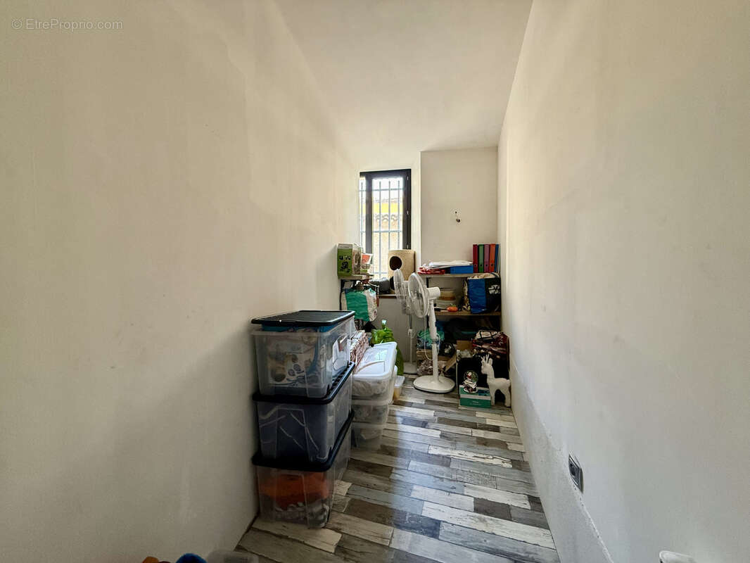 Maison à SAINT-THIBERY