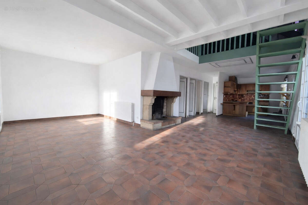 Maison à ROUSSILLON