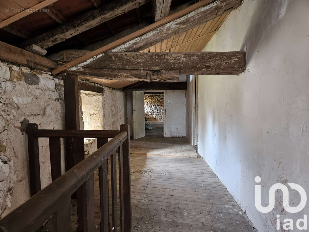 Maison 168 m² à Mouton  - photo 9