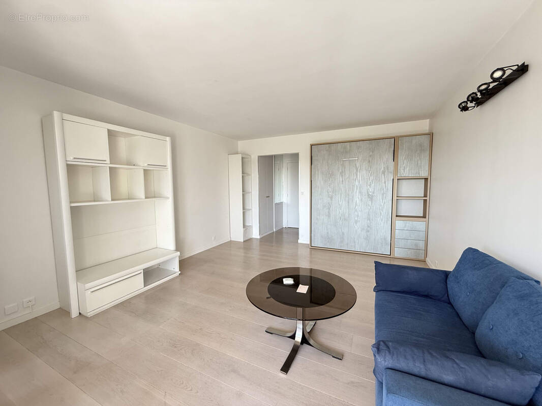 Paris 17e - Grand Studio 36,60 m2 - photo 3