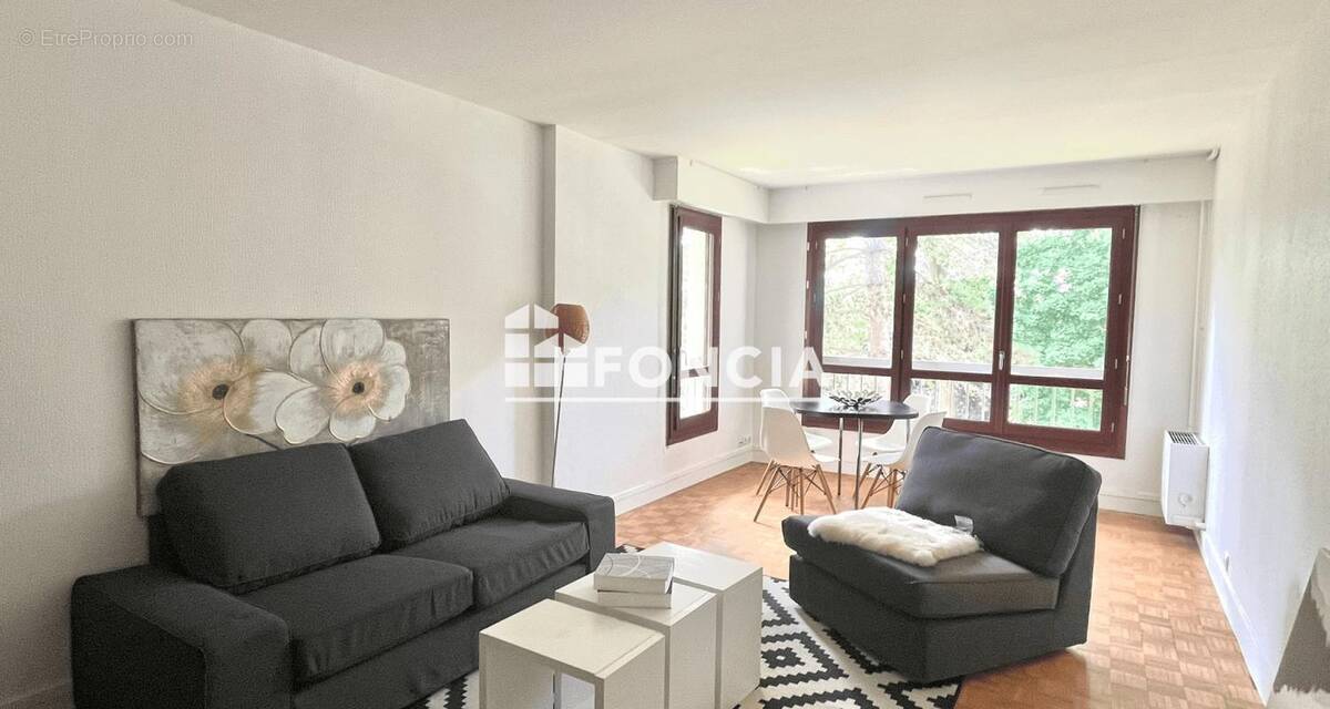 Appartement à VERSAILLES