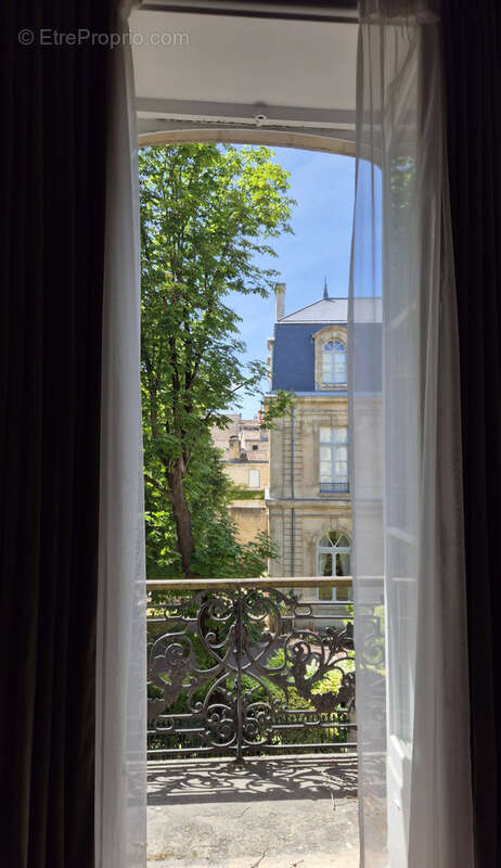 Appartement à BORDEAUX