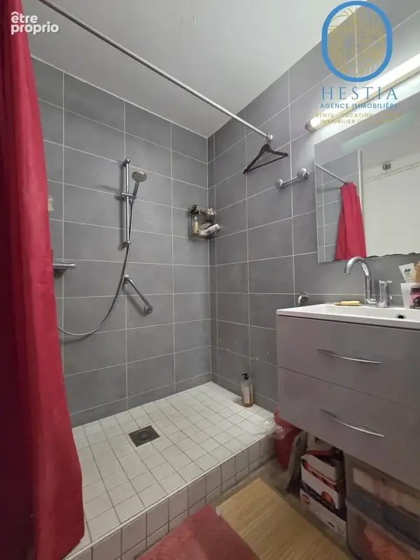 Voreppe appartement vendu avec locataire - photo 7
