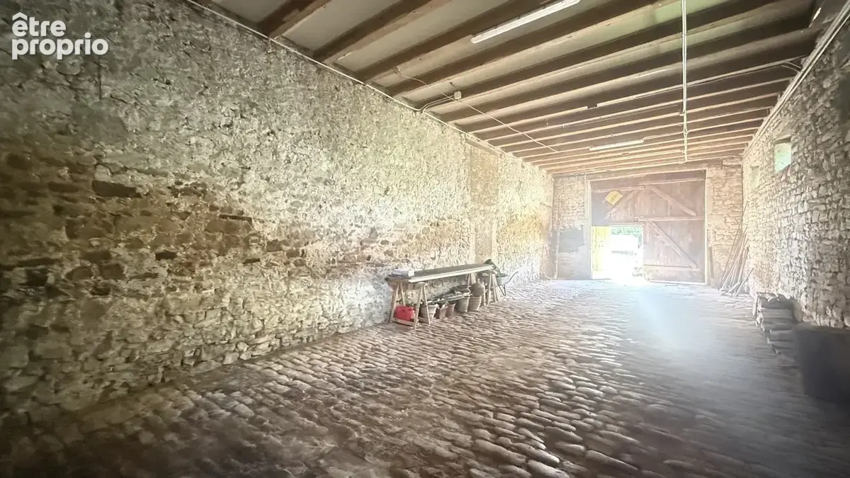 Neufmaisons - Authentique relais poste de 1870 entièrement rénové - photo 9