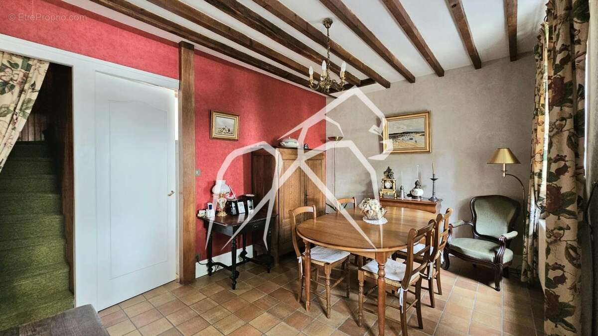 Maison à OISSEL