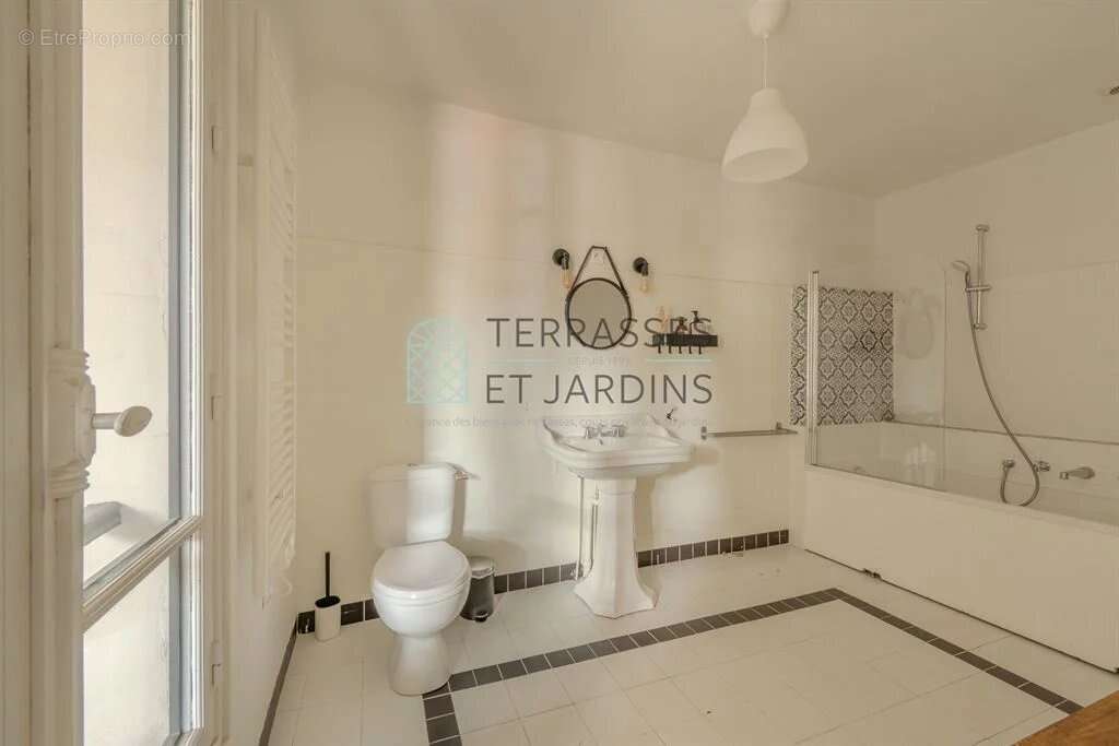 Maison à PARIS-13E