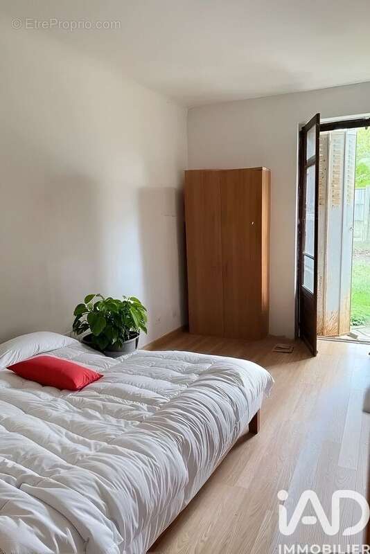 Photo 9 - Maison à SAINTRY-SUR-SEINE