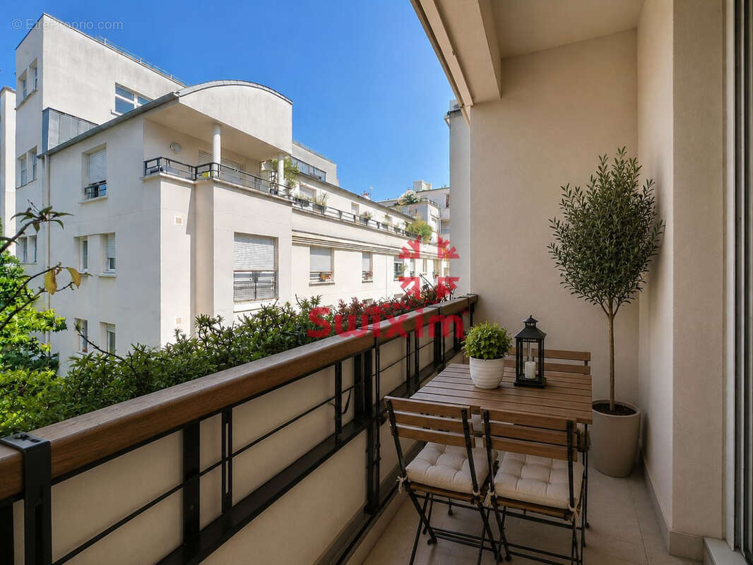 Appartement à PARIS-11E