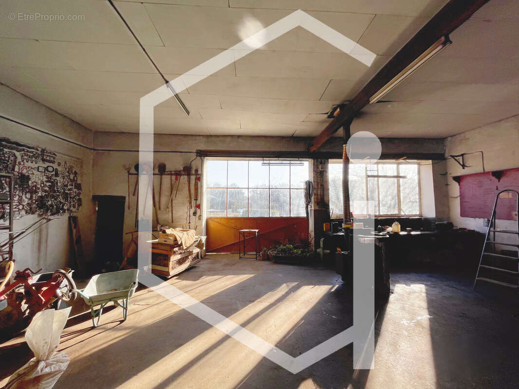 Maison à ENTRAINS-SUR-NOHAIN