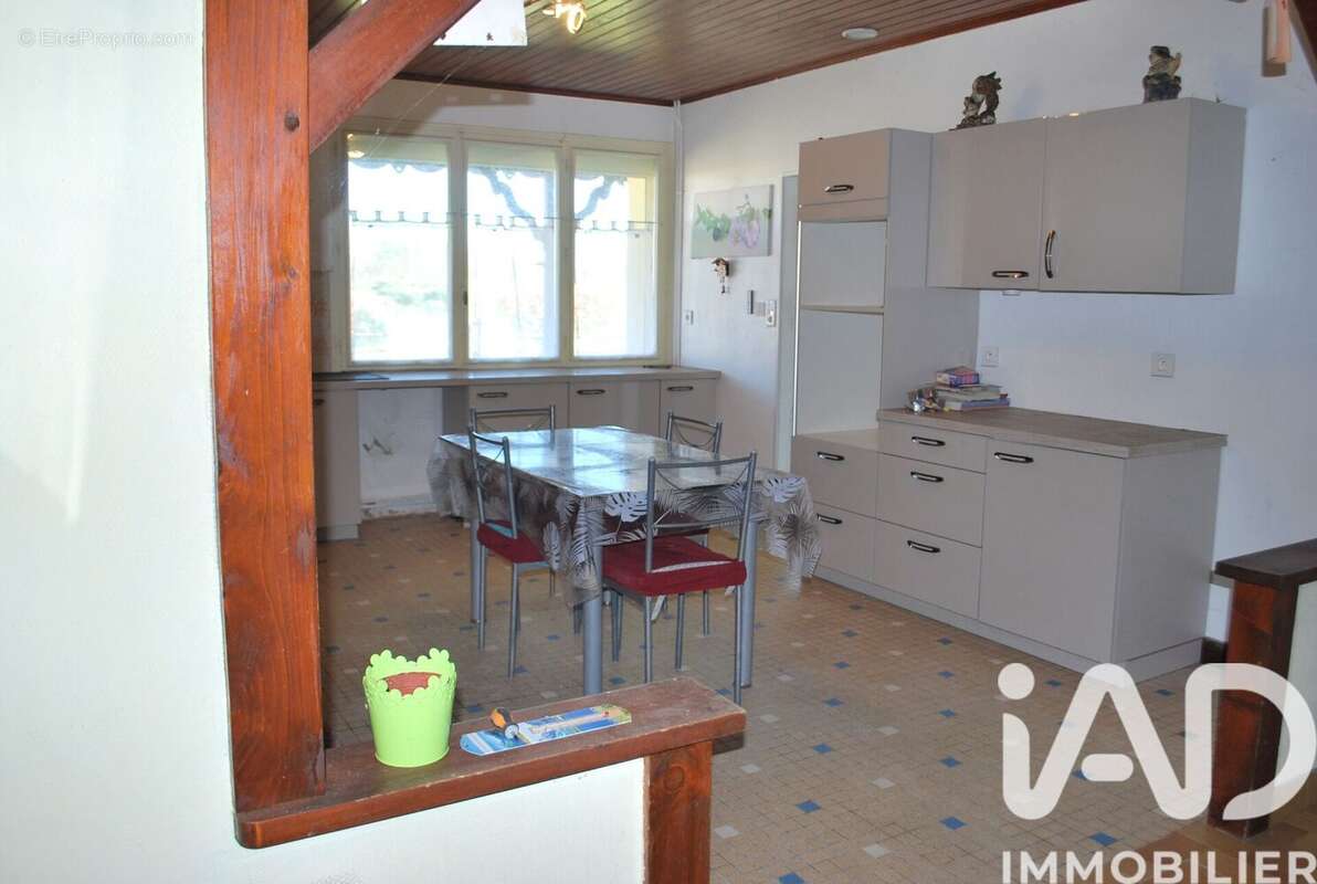 Maison 130 m² à Savignac-De-Duras  - photo 6