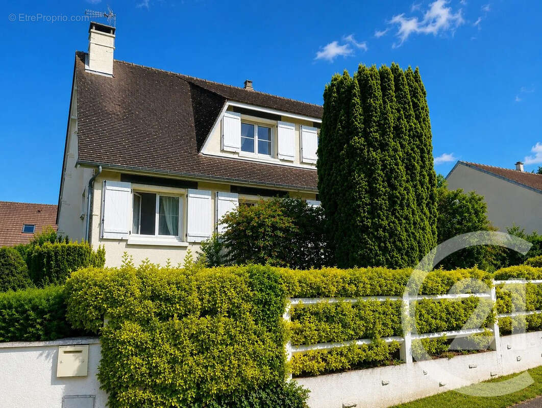 Maison à ANET