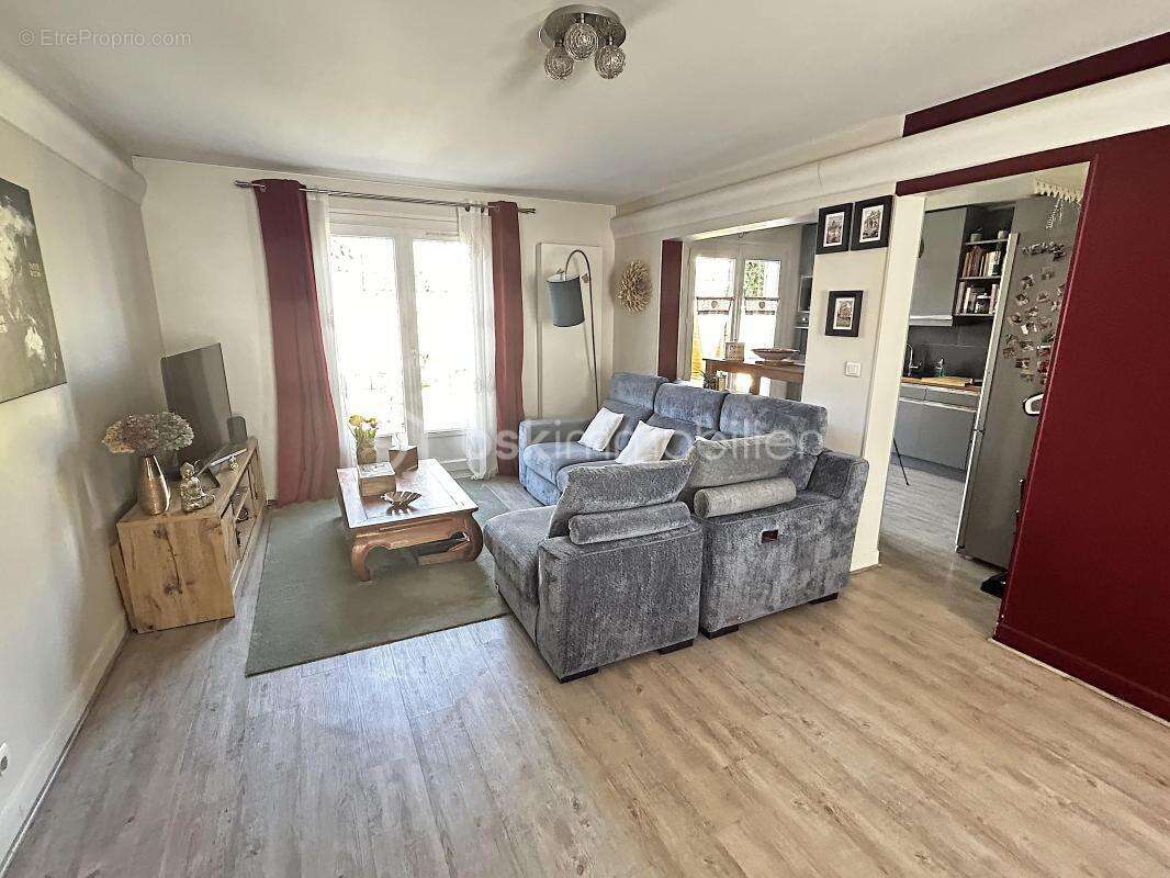 Maison à BRIE-COMTE-ROBERT