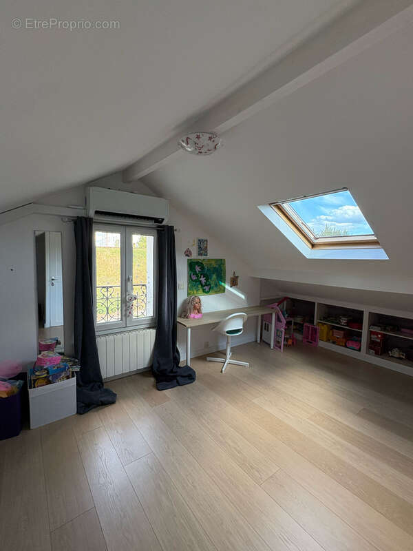 Maison à BRY-SUR-MARNE