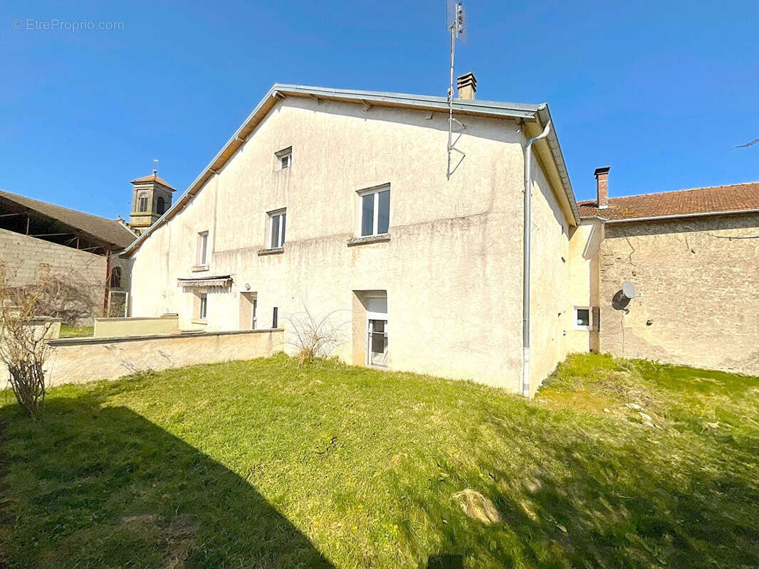 Maison à BETAUCOURT