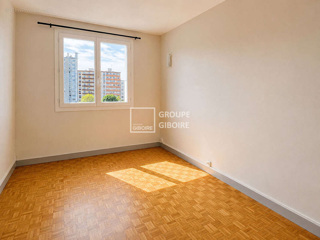A VENDRE- AGENCE GIBOIRE - Appartement Rennes 4 pièce(s) 71 m2 - photo 4