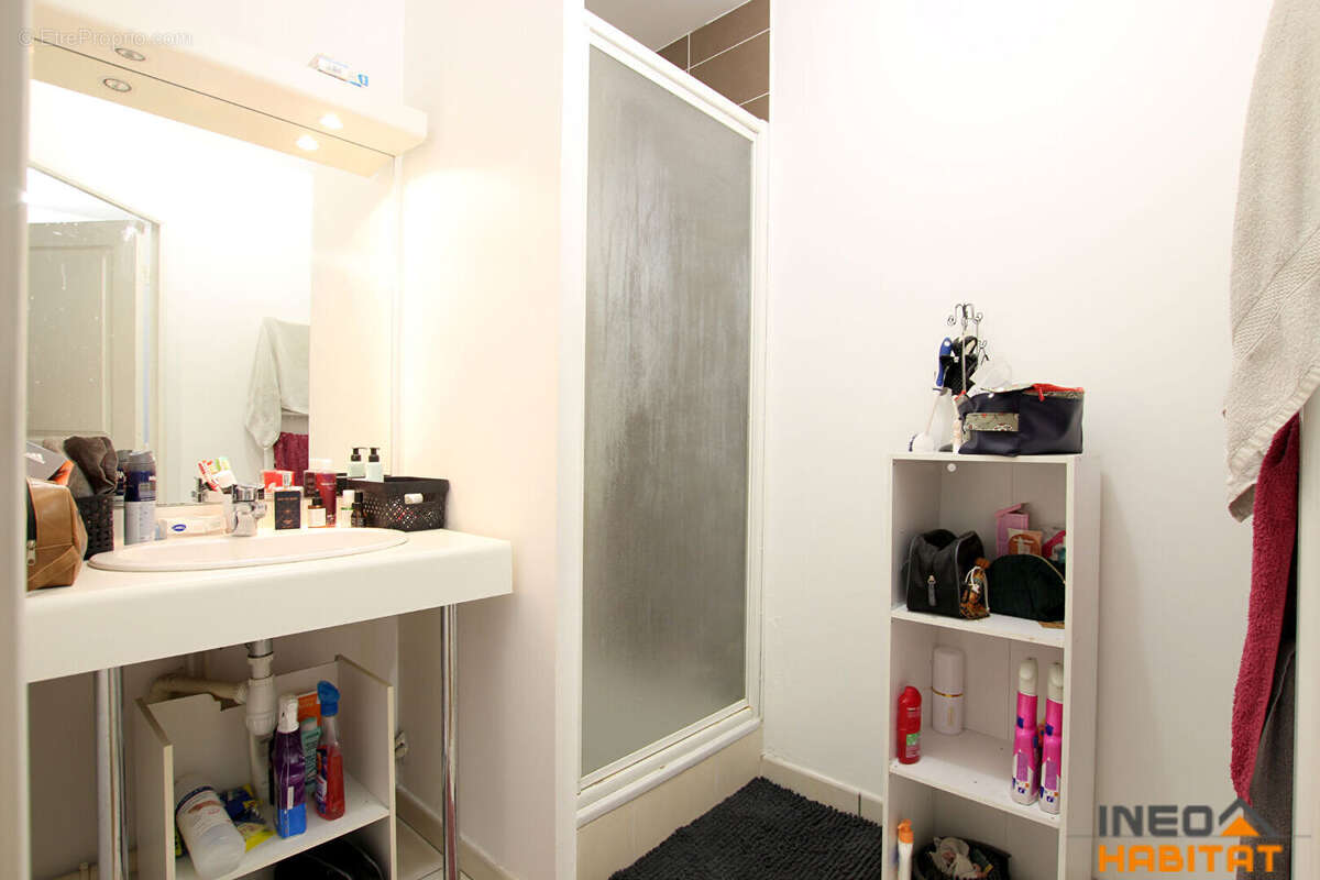 Appartement à SAINT-ARMEL